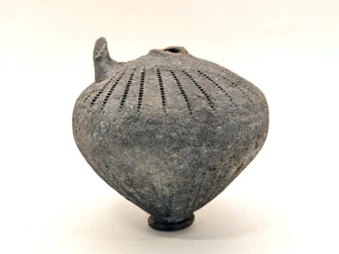 flacon de Tell el Yahoudieh noir incrusté, image 4/4