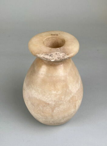 pot, image 3/3