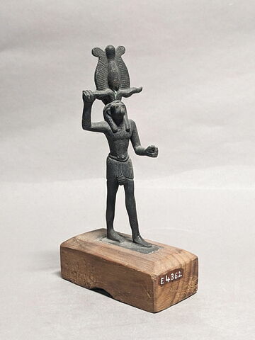 figurine d'Horus harponneur, image 1/5
