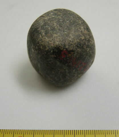 poids  ; polissoir, image 1/1