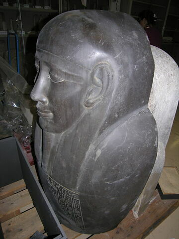 sarcophage momiforme