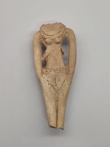 figurine féminine