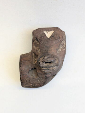 figurine ; élément de meuble