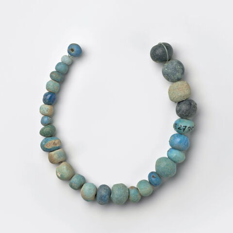 perles ; perle globulaire, image 2/2