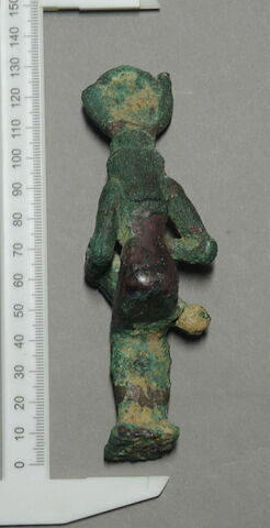 figurine d'Isis allaitant, image 4/6