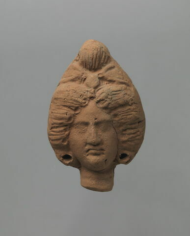 figurine de tête de femme romaine à cou fermé