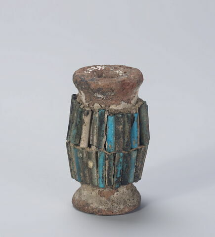 vase ; vase miniature ; perles, image 1/2