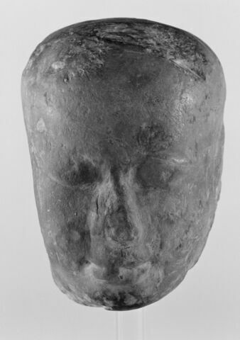 statue, image 6/9