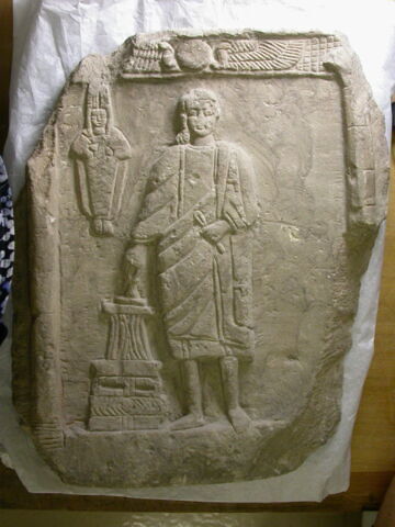 relief mural, image 2/3