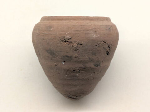 vase miniature ; dépôt de fondation, image 2/3