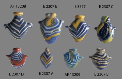 amulette ; perle, image 2/2