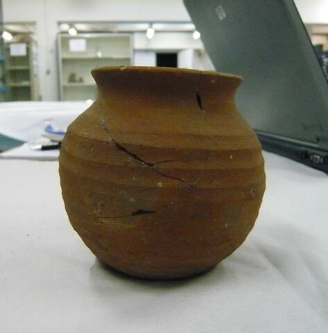 pot, image 2/4