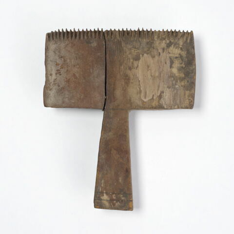 peigne à tisser ; deux fragments