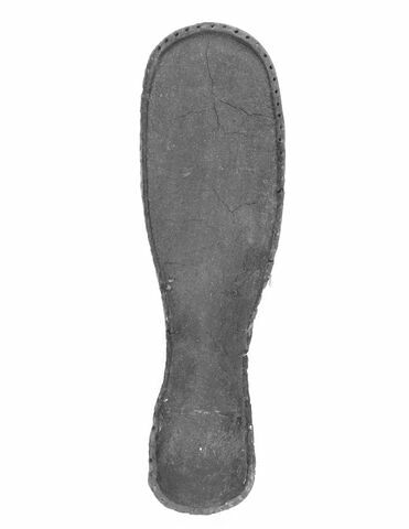 chaussure droite ; fragment, image 2/2