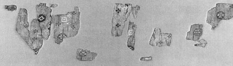 bande décorative d'habillement ; fragments, image 2/2