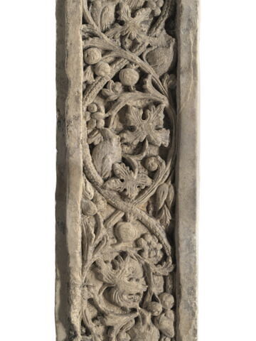 pilier ; deux fragments recollés, image 11/16