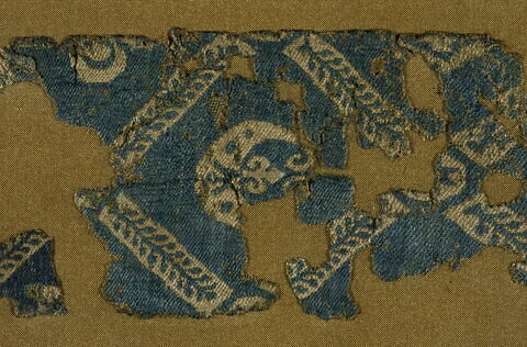bande décorative d'habillement, image 2/3