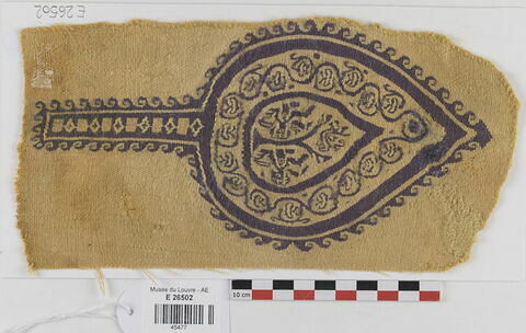 décor de textile ; fragment, image 1/2