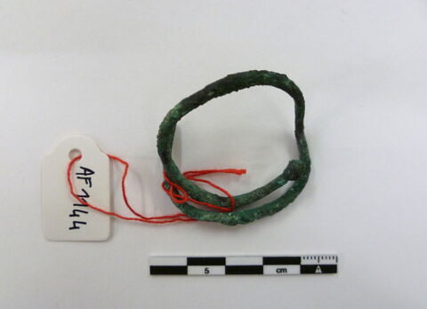 bracelet en anneau, image 1/2