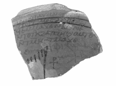 ostracon ; fragment, image 3/3