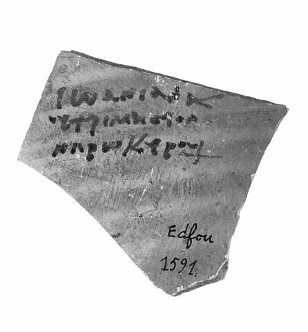 ostracon ; fragment, image 5/5
