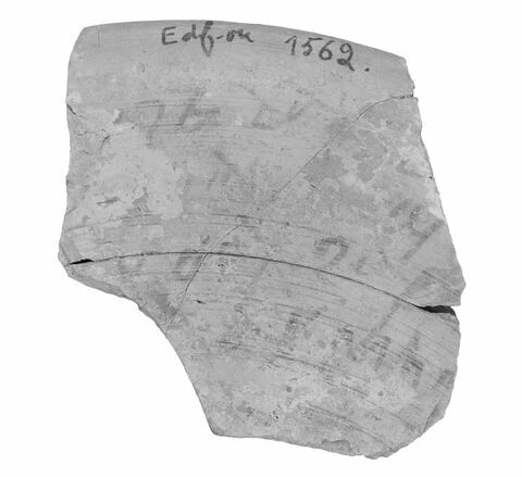 ostracon ; plusieurs fragments recollés, image 4/5