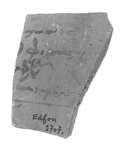 ostracon ; fragment, image 4/4