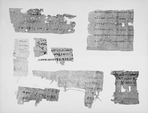 papyrus documentaire ; fragment, image 1/1