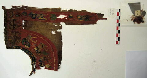 plastron de tunique ; clavus ; fragment, image 2/2