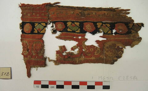 décor de textile ; fragment, image 2/2