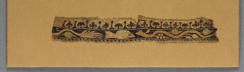 bande décorative d'habillement, image 1/2