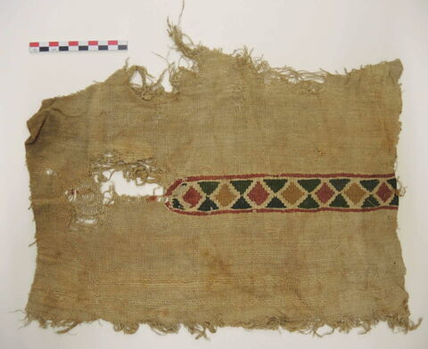 bande décorative d'habillement ; fragment, image 2/2