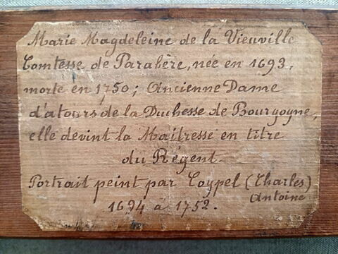 Portrait dit de Madame de La Vieuville en Flore, image 3/5