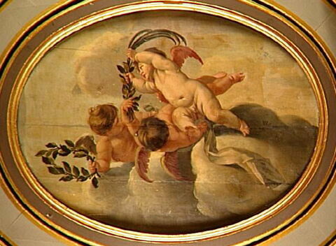 Trois amours sur des nuages portant des couronnes, image 1/1