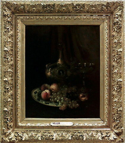 Fruits et objets d'art sur une table. L'aiguière de François Ier., image 3/3