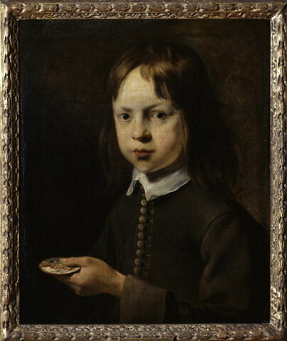 Portrait de jeune garçon portant une petite palette, image 5/5