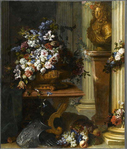 Fleurs dans un vase d'or, buste de Louis XIV, corne d'abondance et armure (plastron de l'armure de Henri II, Louvre)
