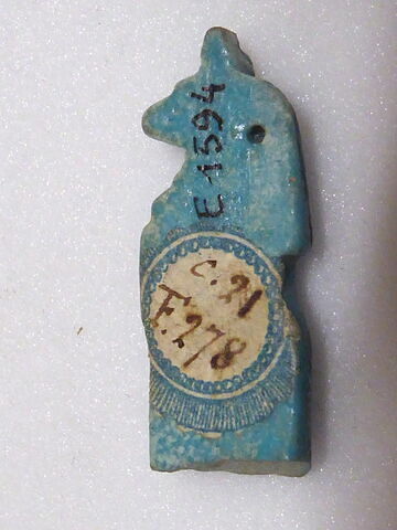 détail étiquette ; dos, verso, revers, arrière © 2022 Musée du Louvre / Antiquités égyptiennes