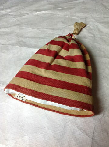 Bonnet de coton, porté par Corot et abandonné chez Dutilleux, image 3/6