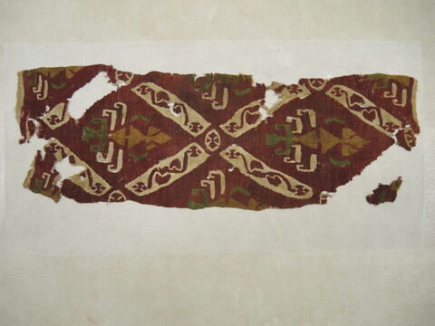 bande décorative d'habillement ; fragments, image 2/2