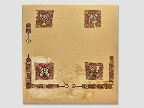 tabula ; bande décorative d'habillement ; fragment, image 2/2