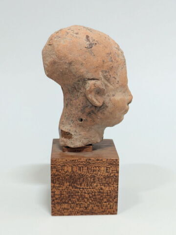 figurine, image 3/4