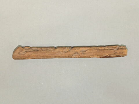 hache  ; simulacre, image 2/2