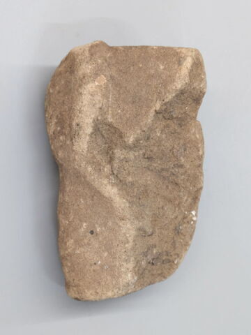 statue, image 3/3
