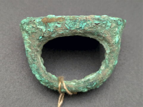 chevalière à chaton creusé, image 1/3