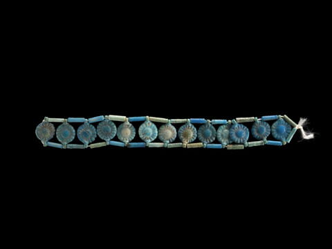 collier  ; bracelet  ; perle tubulaire, image 1/1