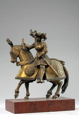 Cavalier en costume (allemand ?) du XVIème siècle sur un cheval caparçonné