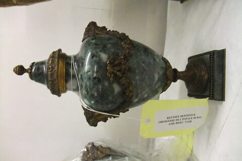 Vase (de style Louis XVI), image 4/6