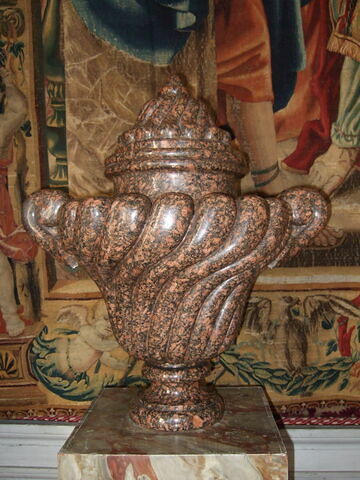 Vase forme soupière, image 1/1