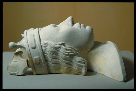 Masque de Charles V du tombeau des entrailles, image 2/4